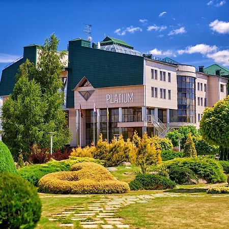 Platium Spa&Resort Kozyn Exterior foto